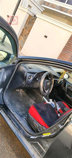 تۆیۆتا کۆرۆلا